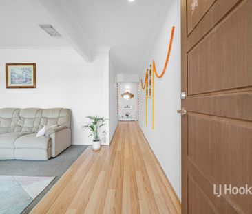 5 Jansar Street, Point Cook VIC, Belconnen - Photo 2
