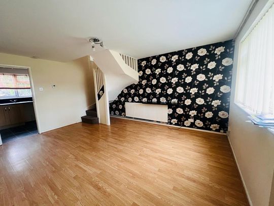 2 bedroom terraced house to rent - Photo 1