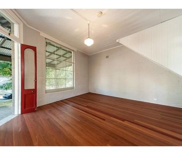 Classic Home & Business - Photo 2