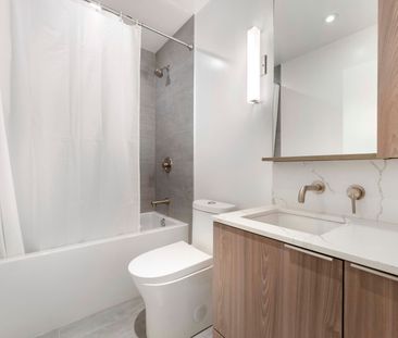 For Lease - 110 Broadway Avenue Unit# 206S, Toronto, Ontario - Photo 1