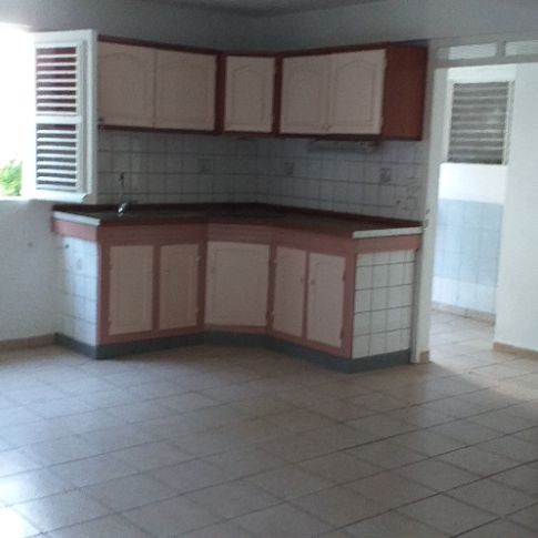 Location Appartement 48m² 2 pièces Fort de france - Photo 1