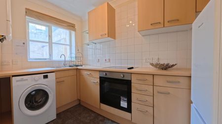 2 bedroom flat to rent - Photo 5