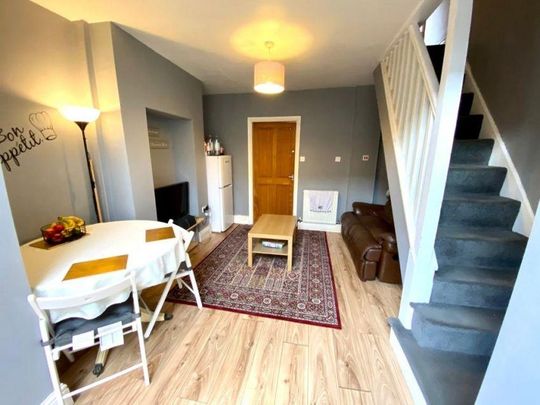 3 bedroom house share to rent - Photo 1