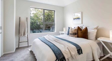 Modern 2-bdrm townhouse Avondale - Semi-furnished - Photo 3