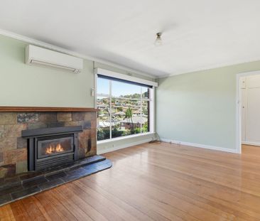 Private Family Home - Photo 2