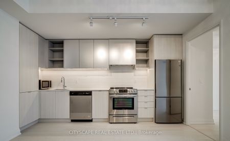 For Lease - 10 Gibbs Road Unit# 1007, Toronto, Ontario - Photo 3
