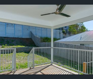 19 Balm Avenue, Springfield Lakes, Qld 4300 - Photo 4