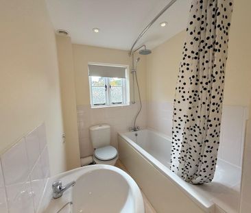 2 bedroom cottage to rent - Photo 5