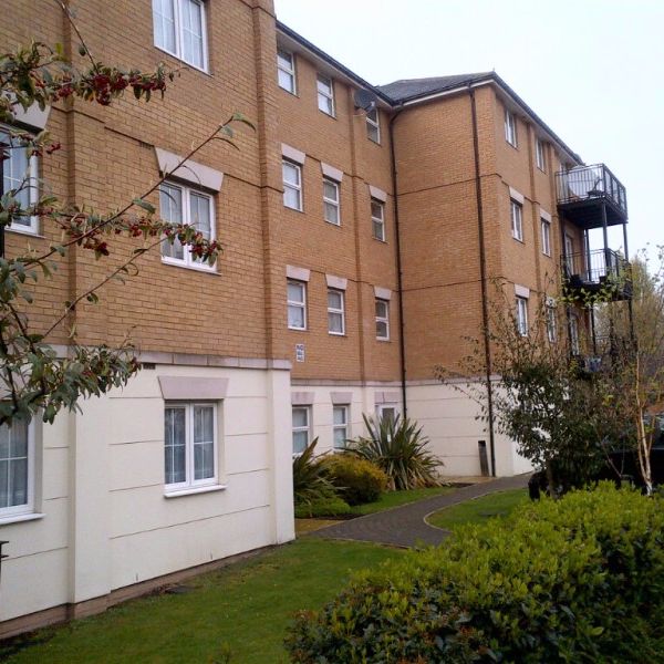 Sixpenny Court Tanner Street, Barking, IG11 - Photo 2