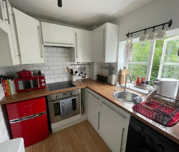 1 bedroom apartment to rent - Photo 3