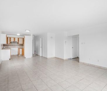 9321 Boul. Maurice-Duplessis, H1E 6N5, H1E 6N5, Montréal - Photo 3