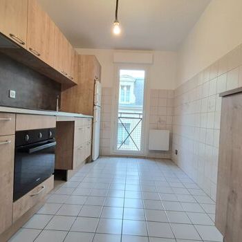 Appartement 3 pièces 80m2 REIMS 1 020 euros - Photo 1