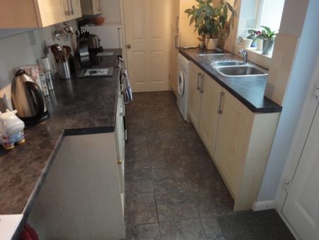 Terraced House - Photo 4