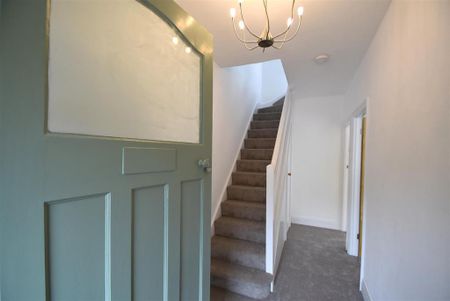 3 bedroom terraced house to rent - Photo 3