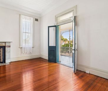 One Bedroom Apartment - Photo 4