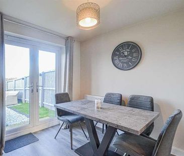 Russet Avenue, Appleton, Warrington, WA4 - Photo 2