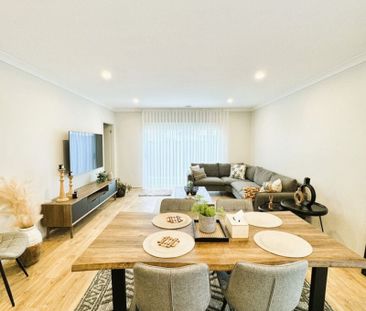 Modern and spacious family home - Photo 1