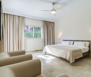 House in Guadalmina Baja, Costa del Sol - Photo 1