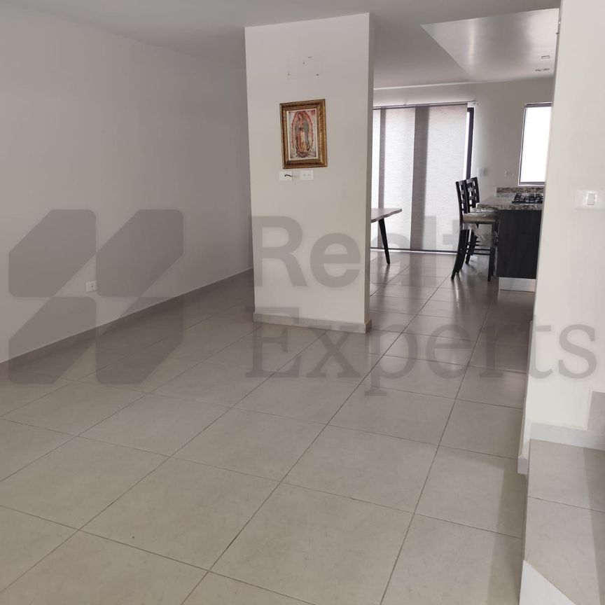 Casa en renta - Photo 1