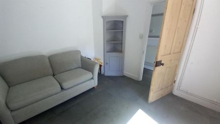 2 bedroom house to rent - Photo 4