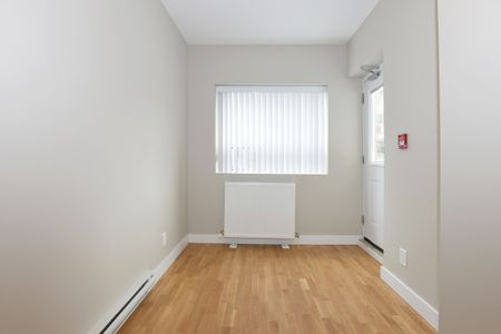 77 Spencer Avenue - Photo 2