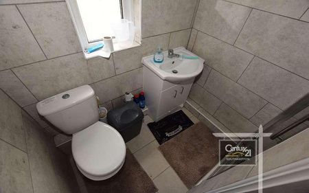 |ref: |, Portswood Road, Southampton, SO17 - Photo 4