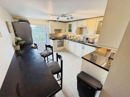 Chatteris House, High Street, Chatteris, PE16 - Photo 5