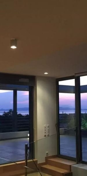 Duplex, - Photo 2