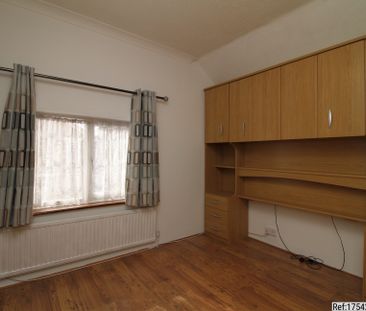2 bed Semi-detached in Canterbury Road , Colchester, CO2 7RY - Photo 5