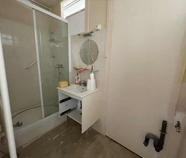 Location Appartement 4 pièces 63m² LA ROCHELLE 17000 - Photo 1