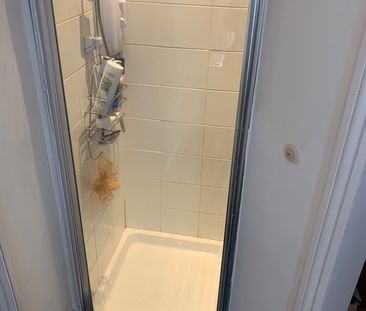 1 Bed Flat, Cambridge Road, BN3 - Photo 3