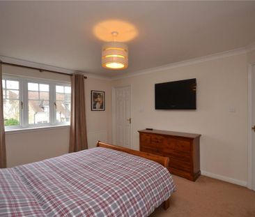 4 bedroom detached house to rent - Photo 6