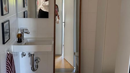 2½ Zimmer-Wohnung in Zürich - Kreis 8, möbliert, auf Zeit - Photo 4