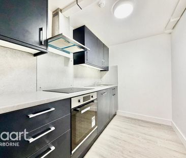 1 bedroom in a house share to rent - Photo 6