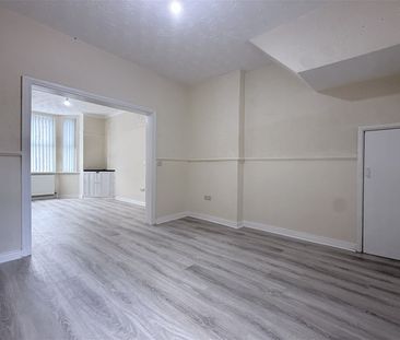 247 Springfield Road, Belfast, BT12 7DD - Photo 2