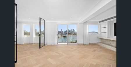 Masterpiece in the Sky - The Pinnacle of Harbourfront Living - Photo 4