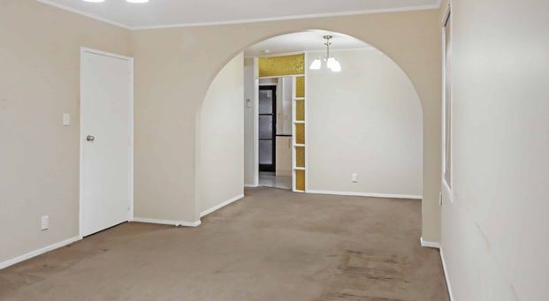 5 bedroom home! - Photo 1