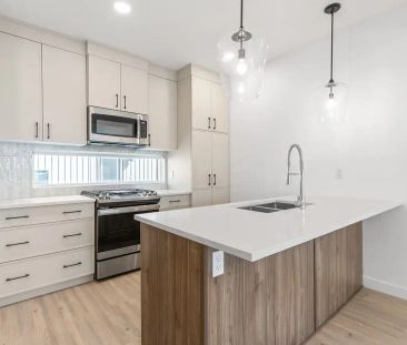 Upscale and Trendy 3 bedroom Main Floor in Bonnie Doon! — 3 Bedroom... - Photo 1