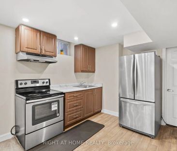 2064 Glenada Crescent #BSMNT - Photo 2