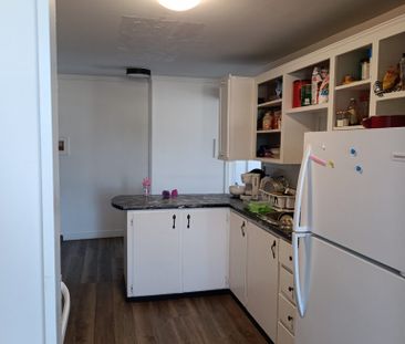 5 Storey Rd. W Unit A – Main Floor - Photo 2