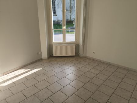 Location Appartement 3 pièces 52m² NEUVY SAUTOUR 89570 - Photo 5