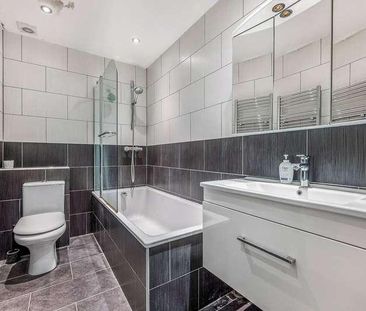 Lynton Road, London, W3 - Photo 2