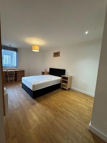 2 bedroom apartment to rent - Photo 3