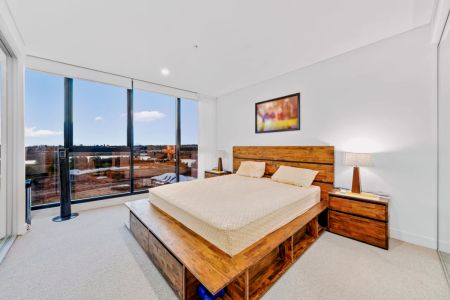 920/8 Lapwing Street,Wentworth Point,New South Wales 2127, Sydney - Photo 2