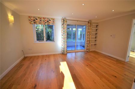 3 bedroom link detached house to rent - Photo 4