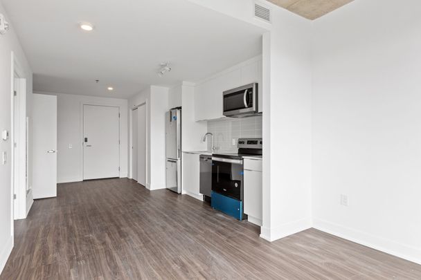 For Lease - 820 Archibald Street Unit# 409, Carlington - Central Park, Ontario - Photo 1