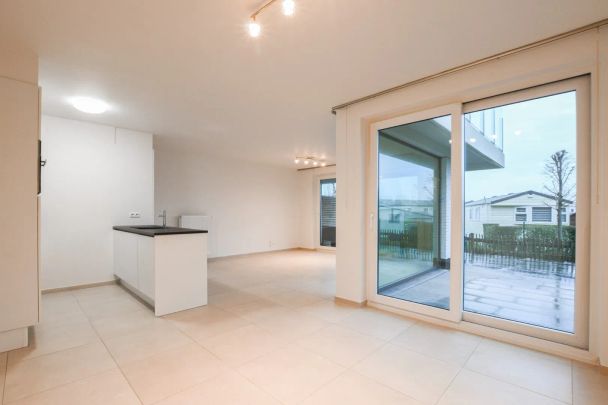 Gelijkvloers appartement te huur met 2 slaapkamers en ruime tuin! - Foto 1