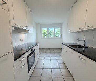 2 1/2-Zimmerwohnung, 2. Stock rechts - Photo 2