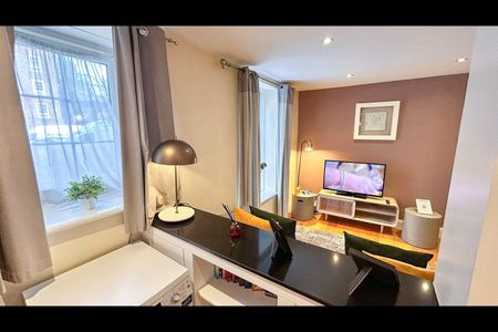 2 Bed Flat, Stoddart House, SW8 - Photo 4