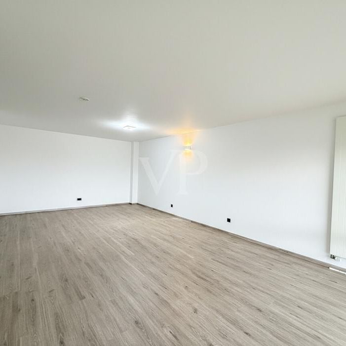 Stilvoll modernisierte 2-Zimmer-Wohnung mit Sonnenbalkon - Photo 1